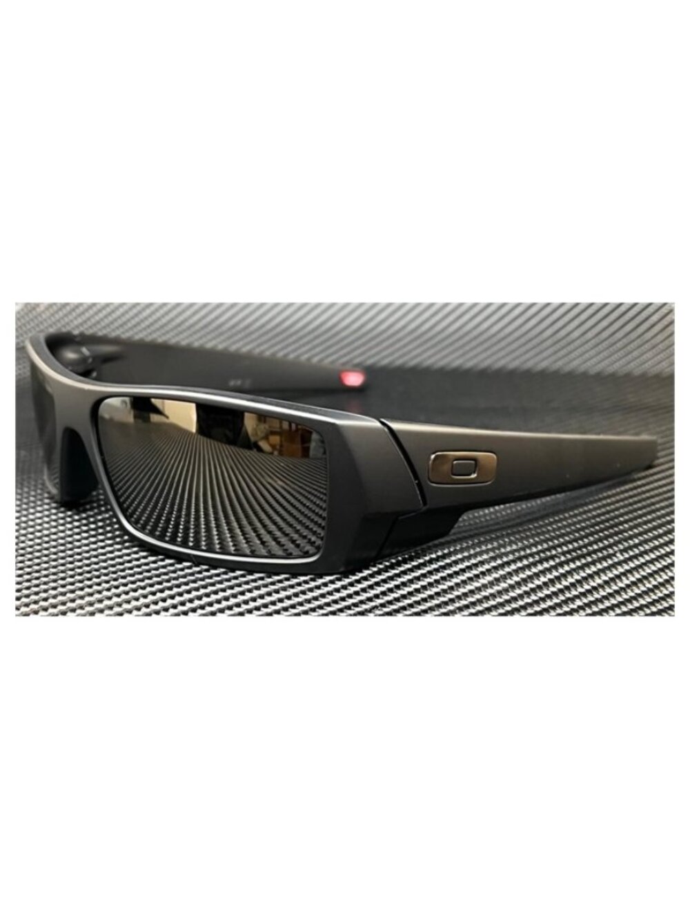 New Oakley Men  Sunglasses --